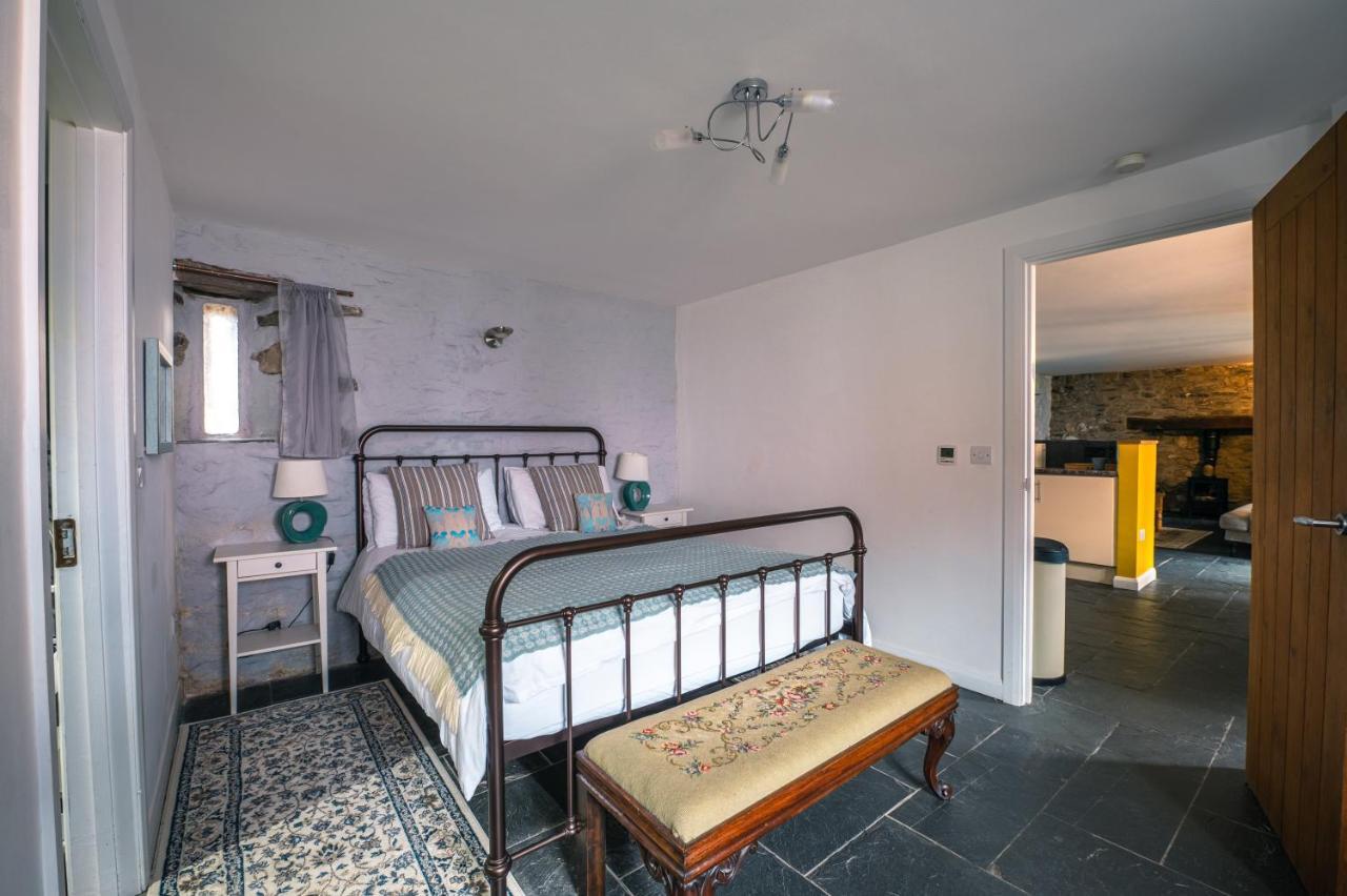St Davids Hideaway With Roll-Top Bath & Log Burner Exterior foto